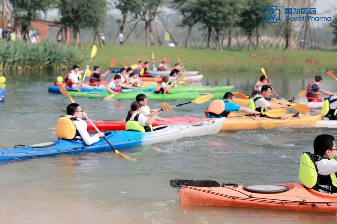 皮划艇4 皮划艇4