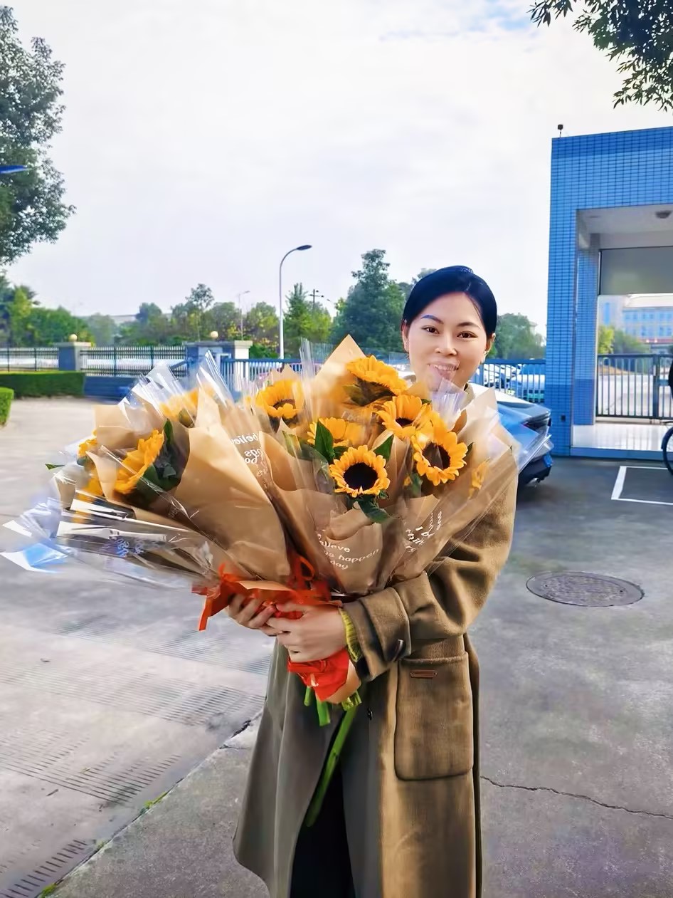 f4f46d0e-e02e-4e5a-8d3c-37e7733a4546 f4f46d0e-e02e-4e5a-8d3c-37e7733a4546