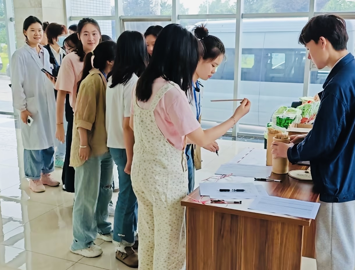 48f5cf7c-62e8-4224-a3ad-9e6eab773227 48f5cf7c-62e8-4224-a3ad-9e6eab773227